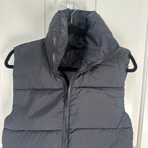 Black Cropped Puffer Vest